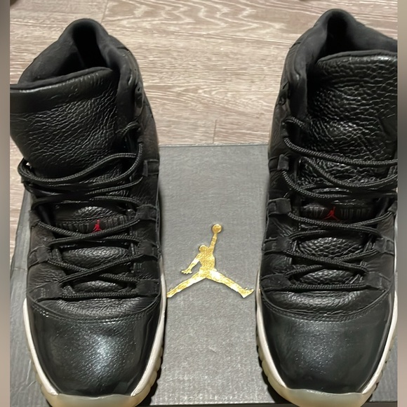 COPY - Air Jordan 11 Retro Black Size 7 Big Boys - Picture 1 of 8